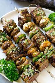 Garlic Steak Kebobs Grilled Meat Recipes Beef Dishes Kabob Recipes
