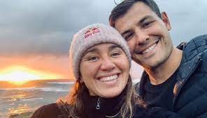 Mar 06, 2017 · but moore is about to celebrate something a lot sweeter: Who Is Team Usa Surfer Carissa Moore S Husband Meet The Athlete S Partner