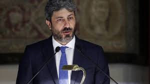 Breve biografia di roberto fico. Chi E Roberto Fico Il Cinquestelle Di Sinistra Ora Arbitro Gazzetta Del Sud