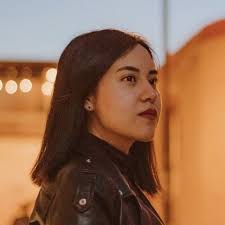 Helensauria 🦖 (@helen.serrano) • Instagram photos and videos