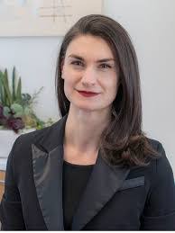 Victoria Cullen's Instagram, Twitter & Facebook