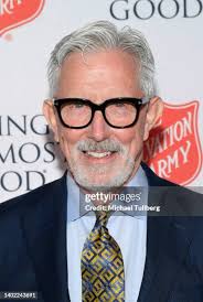 100 Photos & High Res Pictures