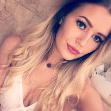 Katie Benham (@Katiee_134)