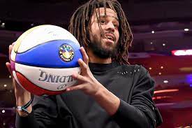 Cole's manager recently posted pictures from the detroit pistons' training facility. S08bp Fih1vj4m