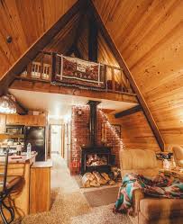 Pin By Chloe On Casa Small Cabin Designs A Frame House Cabin Design