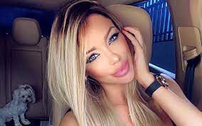 Romanian fashion designer public figure model. Pro Tv Bianca Dragusanu Le A Aratat Fanilor Burtica De Gravida Ce A Marturisit Vedeta Despre Sarcina