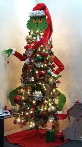 40 Unique Christmas Trees Ideas Designs Decor Home Ideas Office Christmas Decorations Grinch Christmas Tree Grinch Christmas Decorations