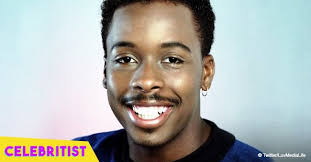 Remember Calvin Dobbs from '227'? He's now 50 and shared pic of his wife &  kids