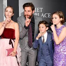 Emily blunt is sharing how her two daughters react when it comes to watching their mom on the big screen. Emily Blunt And John Krasinski At A Quiet Place Nyc Premiere Popsugar Middle East Celebrity And Entertainment