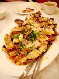 It's the perfect setting for sipping cocktails, enjoying chilled oysters, and listening to beautiful music by our pianist. Xo Sauce Pipies Golden Century Seafood Restaurant Sydney