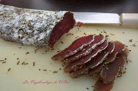 Epingle Sur Viandes Sechees Et Poissons Crus