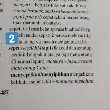 (kamus dewan edisi keempat) mungkin dapat ditambahkan di sini definisi ke 2, iaitu hadis yang diriwayatkan oleh dua orang perawi. Muaqriana Ù…ÙˆØ§Ù‚Ø±ÙŠØ§Ù†Ø§ On Twitter Bandingkan 1 Kamus Dewan Edisi Keempat 2005 2 Kamus Bahasa Melayu Nusantara Edisi Kedua 2011 3 Kamus Besar Bahasa Indonesia Daring Dimutakhirkan Oktober 2020 Hanya 4 Kamus