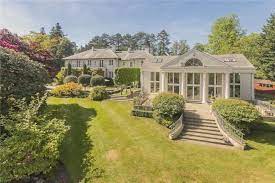Detached House For Sale 7 Bedrooms In Titlarks Hill Ascot Berkshire Sl5 8 500 000 Buying Property House Styles Detached House