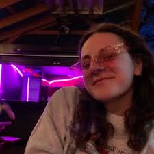 Cara Riordan (@CaraRiordan)