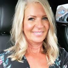 Laurie Chapman's Instagram, Twitter & Facebook