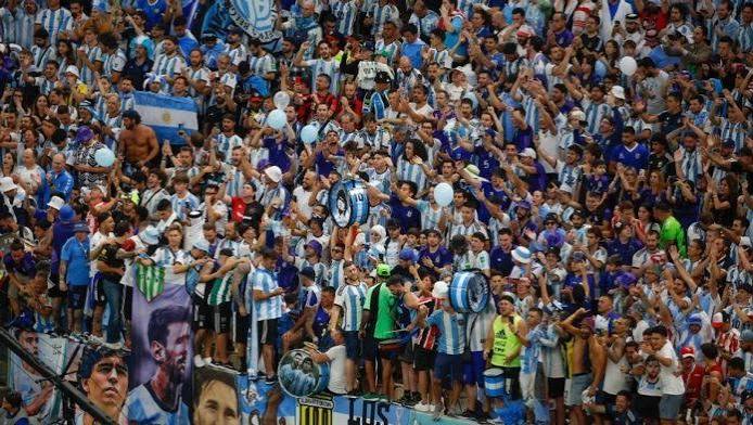 La hinchada argentina prepara la fiesta popular más grande de la historia de las Copas del Mundo – Radio Gol
