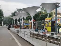 Science College is being shifted to Chowpatty after a long dispute | साइंस  कॉलेज चौपाटी होगी शिफ्ट...वेंडर्स के पास आज का समय: रायपुर में दुकानदार  बोले-जहां शिफ्टिंग होनी ...