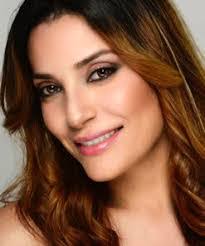 Julia Figueroa's Instagram, Twitter & Facebook