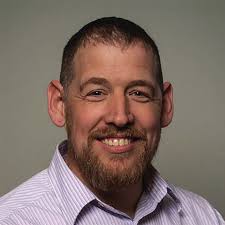 4121] Graduation_Programme_2024_aw-16pp.indd