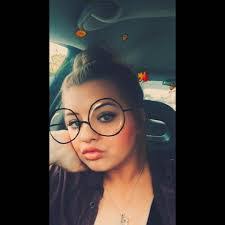 Tara Larue's Instagram, Twitter & Facebook