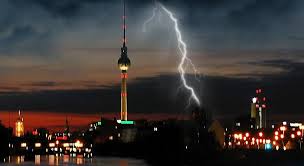 Was davon wissenschaftlich erwiesen ist, erfahrt ihr hier. Richtiges Verhalten Bei Gewitter In Der Wohnung