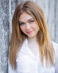 Gwen Parrish's Instagram, Twitter & Facebook