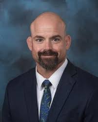 Scott Retterer's Instagram, Twitter & Facebook