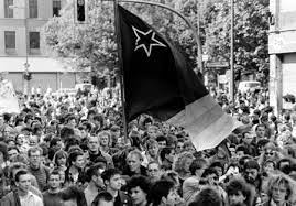 Unsere autorin war dabei, als am 1. Umbruch Bildarchiv Fotos 1 Mai 1987 1992 In Berlin Kreuzberg