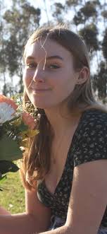 Nicole Birch's Instagram, Twitter & Facebook