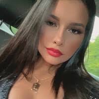 Lauren Rosa's Instagram, Twitter & Facebook