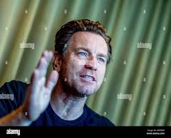 Ewan mcgregor and mother hi-res stock photography and images