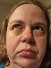 Getting the side eye this morning😂