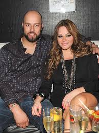 Jun 09, 2021 · the funeral for jenni rivera was delayed because of legal issues with bringing her home to long beach, california, but the service took place weeks after the accident, on december 31st, 2012. Por Que Esteban Loaiza No Estuvo En El Funeral De Jenni Rivera People En Espanol