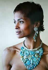 Dawn Wain: Pone la naturaleza en tu cuello con impresionantes collares