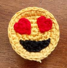 Dapatkan pulsa gratis rp.100.000 tanpa syarat. Emojis Crochet Applique Crochet Crochet Doll