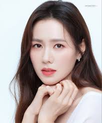 Pin By Scooter8 On Son Ye Jin In 2020 Jin Sons