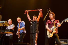 Mckeown is survived by his wife keiko, whom he first met in 1978, and son jubei. M Hwredzrbjp7m