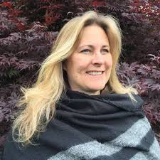 Sandra Wallin's Instagram, Twitter & Facebook