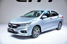 The honda city is an executive sedan offered by the the japanese carmaker. Honda City Facelift Launched More Kit Same Price From Rm78 300 Carsifu
