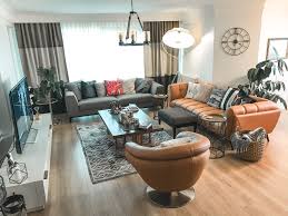 Salon Dekorasyonu Panosundaki Pin