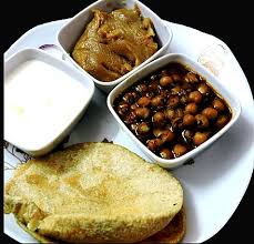 Mix all the other ingredients and add the yeast. Chole Bhature Wikiwand
