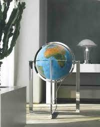 Mappamondi D Arredo Per Rendere Speciale Qualsiasi Ambiente Di Casa E Ufficio Www Ilgiramondo It Mappamondo Specchio Da Tavolo Globi