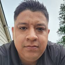 What could be causing my 2012 Freightliner Cascadia DD15 truck to lose  throttle power and have instrument cluster issues?