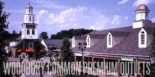 Tour De Compras En Los Outlets Outlet Nueva York Tienda Coach