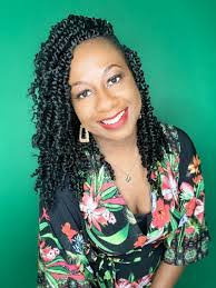 Ebony Luster's Instagram, Twitter & Facebook