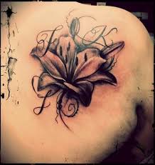 Tattoos For Women An Ultimate Guide To Tattoo Beauty Girl Flower Tattoos Tattoos For Guys Cool Tattoos For Guys