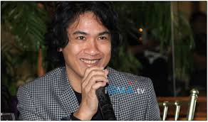 Ely Buendia is alive, contrary to hoax