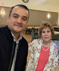 Para nuestro presidente Roberto Valerio, ha sido una muy grata experiencia  platicar con la Lic. Tatiana Clouthier, Directora del Instituto de  Mexicanas y Mexicanos en el Exterior, que forma parte de la