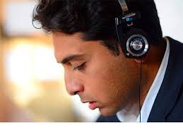 They are perfect for dynamic movements, such as calisthenics and crossfit, and are getting even more popular with runners. The Best On Ear Headphones You Can Buy