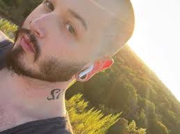 Josh Castillo's Instagram, Twitter & Facebook